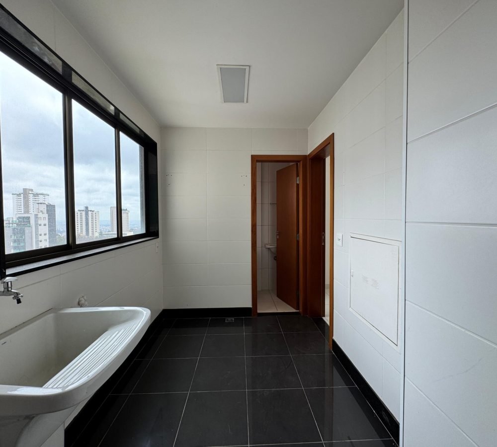 WhatsApp Image 2025-10-24 at 11.03.59 (12)