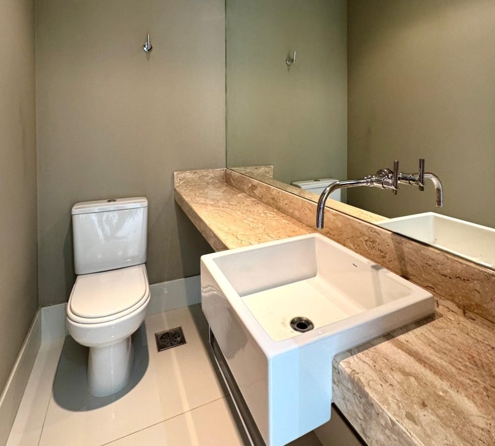 WhatsApp Image 2025-10-24 at 11.03.59 (3)