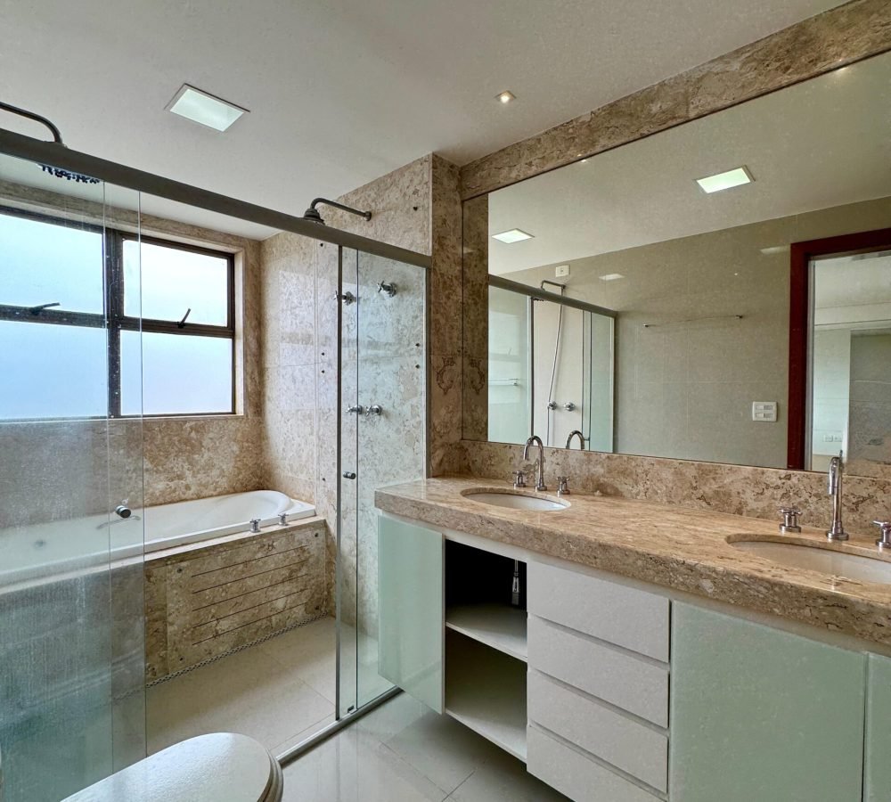 WhatsApp Image 2025-10-24 at 11.04.00 (2)