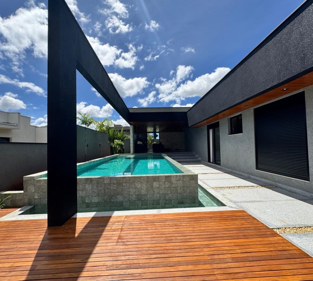 WhatsApp Image 2026-01-16 at 18.17.36 (1)