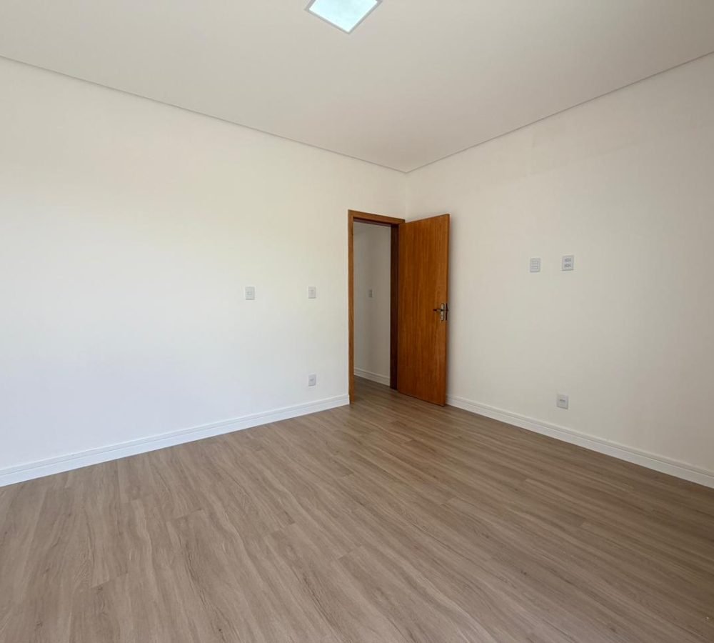 WhatsApp Image 2026-03-26 at 15.44.25 (2)