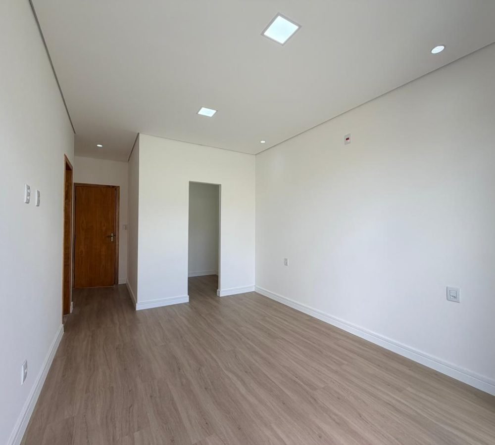 WhatsApp Image 2026-03-26 at 15.44.28 (1)